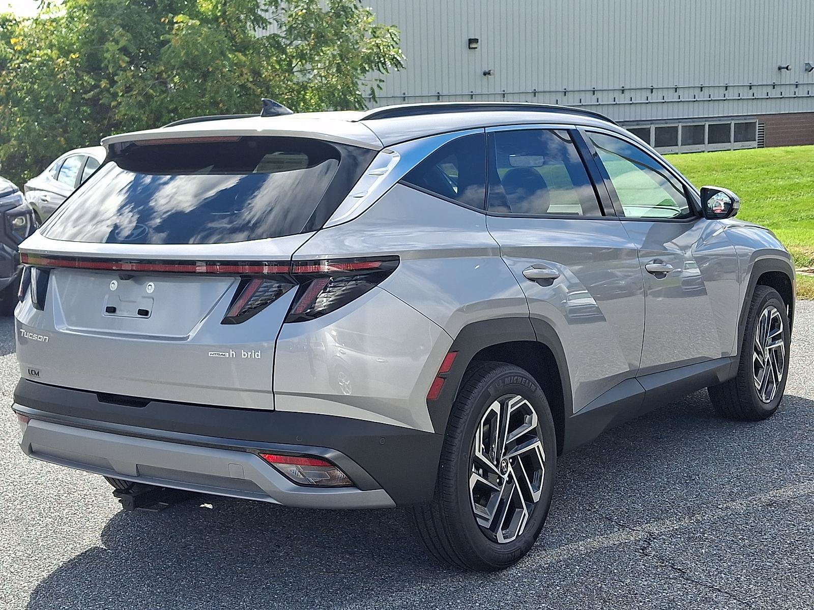 New 2026 Hyundai Tucson Limited w/ Tow & Go Package AWD/4WD image 3