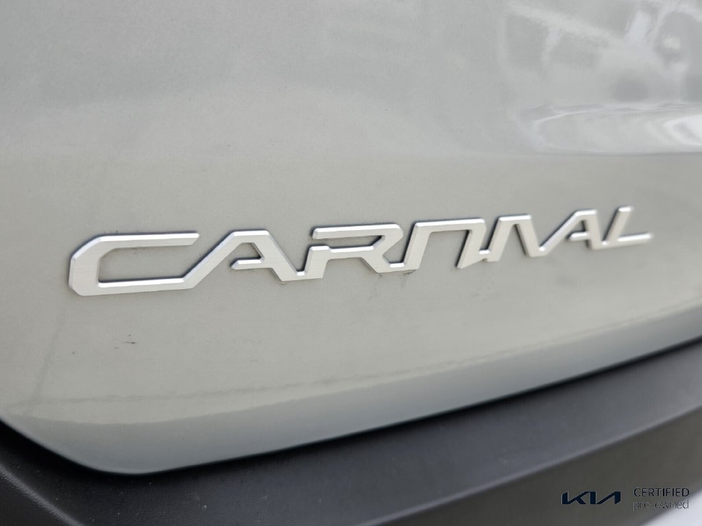 Certified 2025 Kia Carnival EX FWD image 16