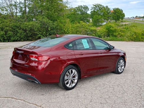 Used 2015 Chrysler 200 S w/ Navigation & Sound Group I FWD image 5