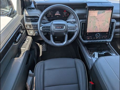 Used 2026 GMC Yukon Elevation AWD/4WD image 10