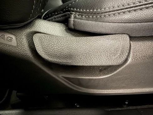 Used 2023 Hyundai Santa Fe XRT image 32