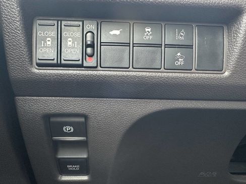 Used 2018 Honda Odyssey EX-L image 22