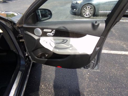 Used 2016 Mercedes-Benz C 300 4MATIC Sedan w/ Premium 2 Package image 32