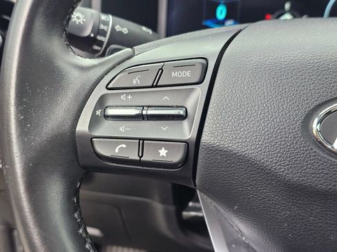 Used 2023 Hyundai Kona SEL FWD image 29