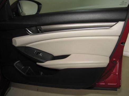 Certified 2020 Honda Accord LX image 20