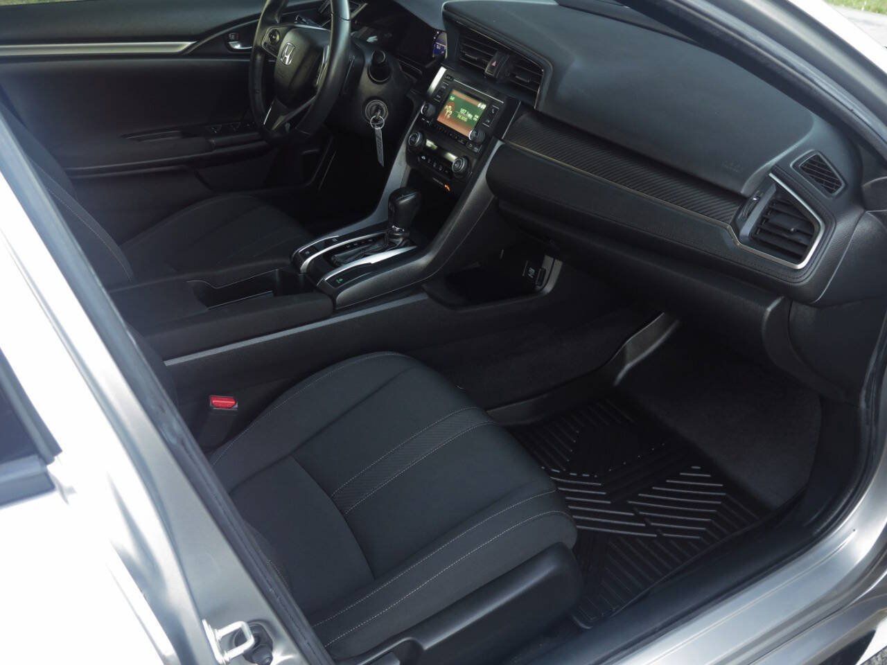 Used 2018 Honda Civic Sport image 19