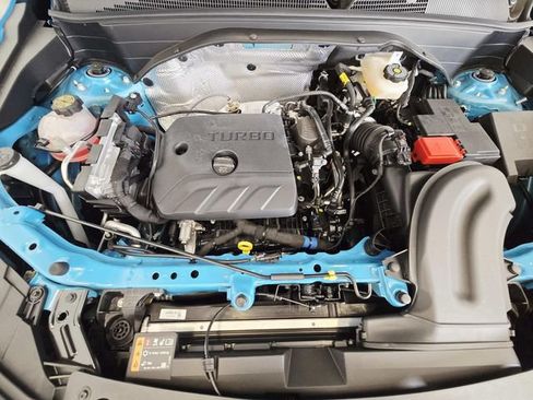 New 2025 Chevrolet TrailBlazer LT w/ Convenience Package FWD image 13