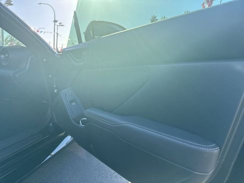 Used 2023 Toyota GR86 w/ ALL Weather Mat Package (TMS) image 16