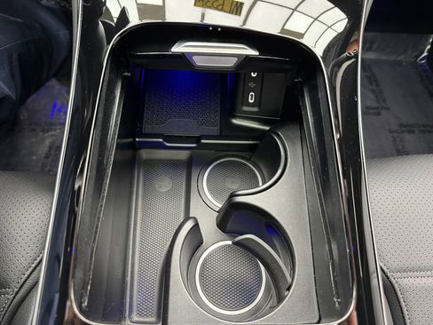 Used 2026 Mercedes-Benz GLC 300 4MATIC image 17