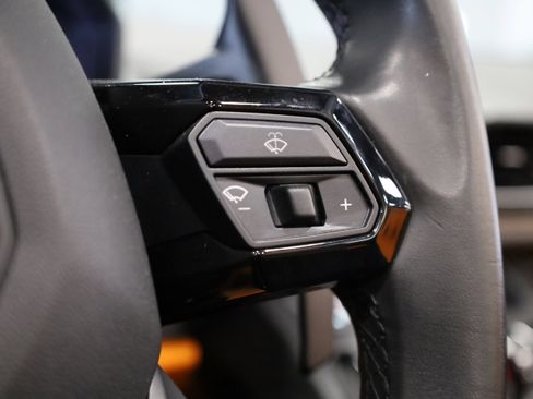 Used 2017 Lamborghini Huracan LP 610-4 image 24