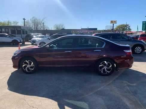 Used 2016 Honda Accord LX image 9