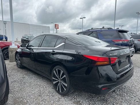 Used 2020 Nissan Altima 2.5 SR FWD image 3