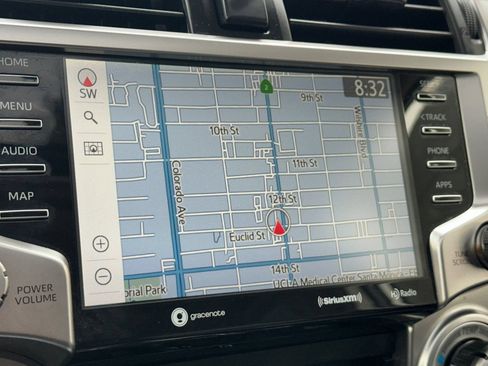 Used 2022 Toyota 4Runner SR5 Premium w/ Moonroof Package RWD image 20