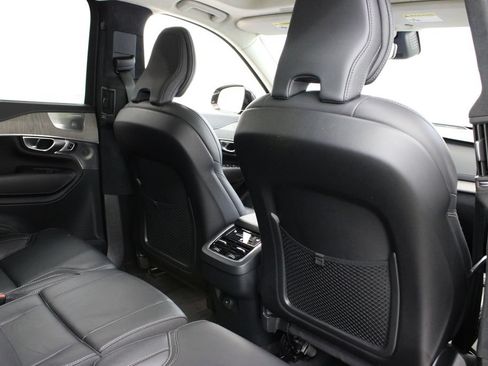 Used 2023 Volvo XC90 B6 Ultimate w/ Lounge Package AWD/4WD image 23