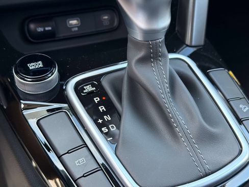 New 2026 Kia Seltos S FWD image 23