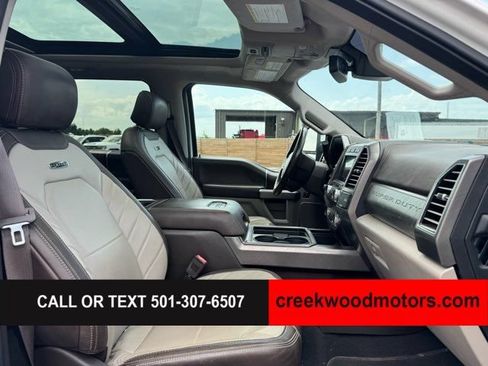 Used 2019 Ford F250 Limited AWD/4WD image 4