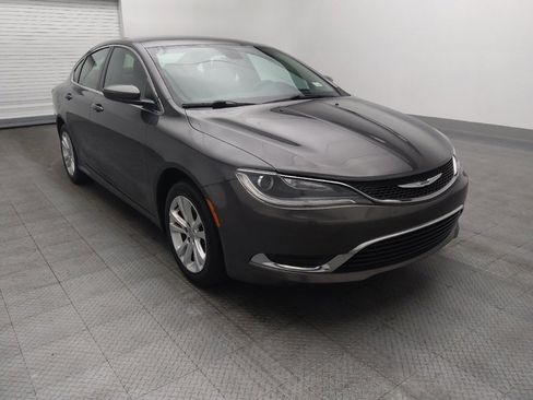 Used 2016 Chrysler 200 Limited image 13