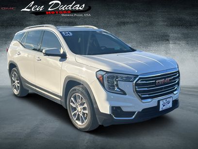 Used 2024 GMC Terrain SLT w/ Infotainment Package II