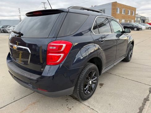 Used 2017 Chevrolet Equinox LT image 6