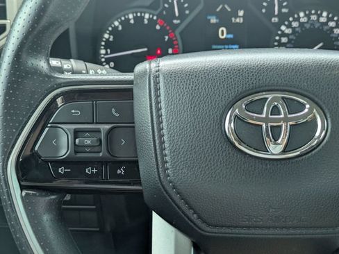 Used 2023 Toyota Tundra SR5 AWD/4WD image 18