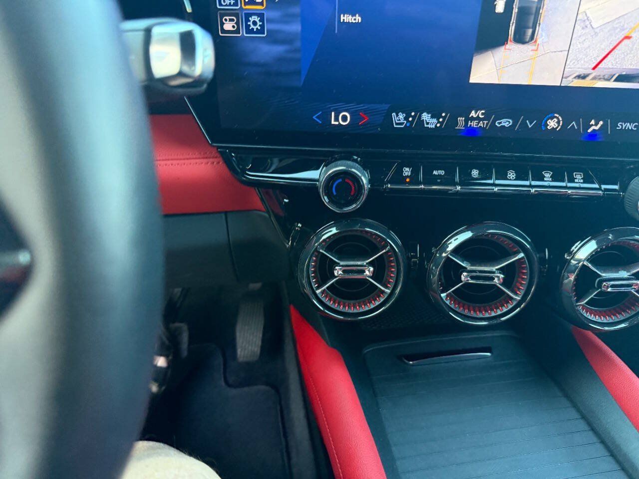 Used 2024 Chevrolet Blazer EV RS AWD/4WD image 34