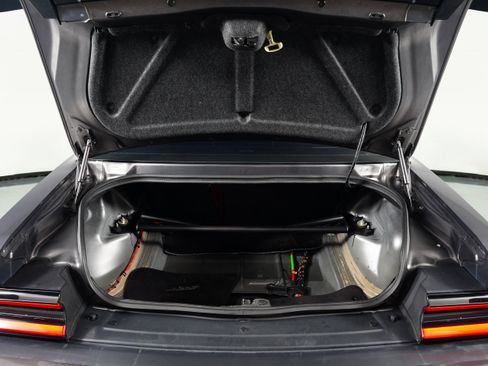 Used 2016 Dodge Challenger SRT Hellcat image 53