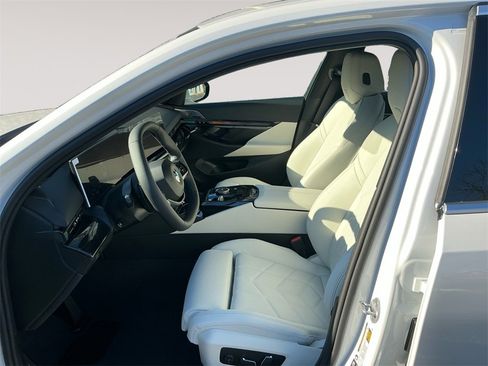 New 2026 BMW 530i xDrive image 9