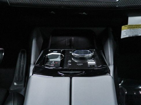 New 2026 BMW i5 eDrive40 w/ M Sport Package image 14