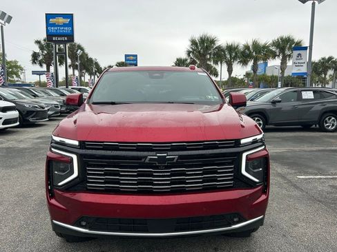 New 2025 Chevrolet Suburban High Country AWD/4WD image 3
