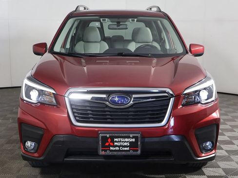 Used 2021 Subaru Forester Premium AWD/4WD image 12