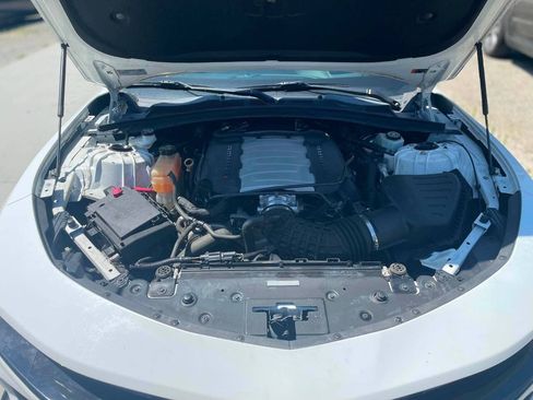 Used 2019 Chevrolet Camaro SS RWD image 10