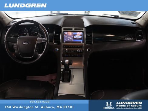 Used 2011 Ford Taurus Limited w/ 302A Rapid Spec Order Code FWD image 17