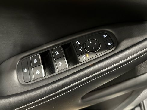 Used 2024 INFINITI QX60 Luxe AWD/4WD image 18