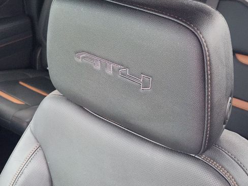 Used 2025 GMC Sierra 1500 AT4 AWD/4WD image 15
