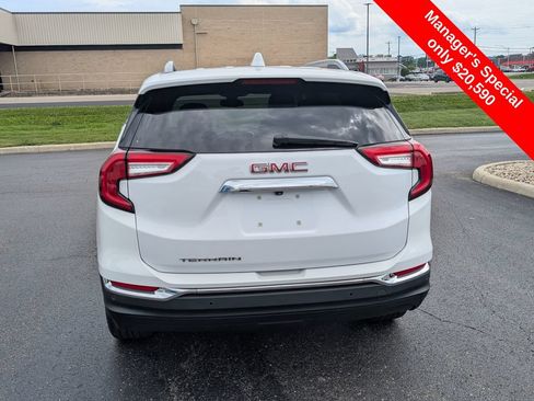 Used 2022 GMC Terrain SLT FWD image 7