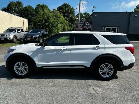 Used 2020 Ford Explorer XLT w/ Comfort Package AWD/4WD image 8