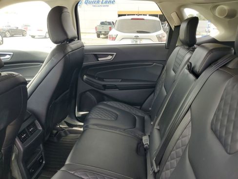 Used 2024 Ford Edge Titanium image 30