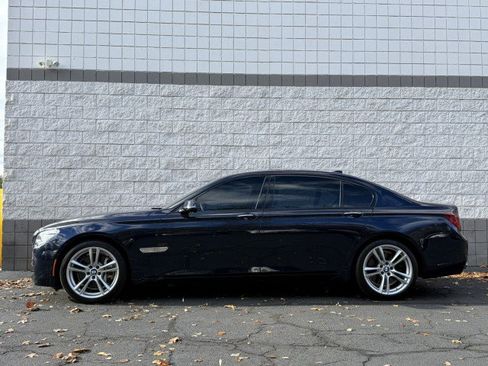 Used 2014 BMW 750Li image 13
