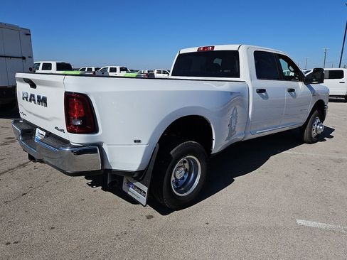 New 2026 RAM 3500 Lone Star AWD/4WD image 8