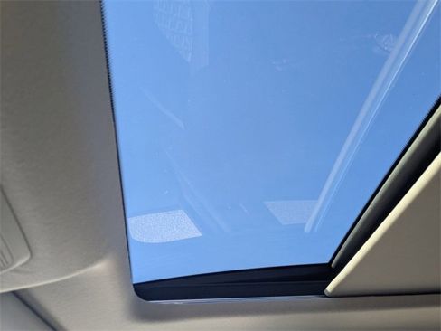 New 2026 Nissan Kicks SV w/ SV Premium Package image 24