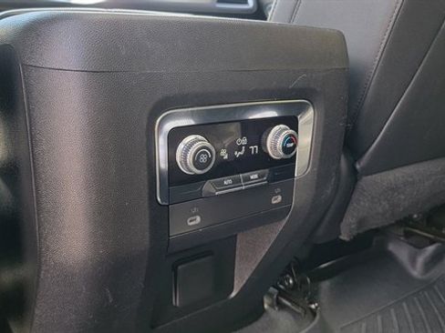 Used 2023 GMC Yukon XL SLT AWD/4WD image 63
