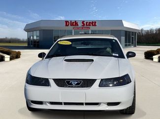 Used 2004 Ford Mustang GT RWD video 2
