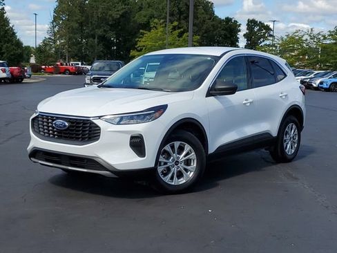 Certified 2024 Ford Escape Active AWD/4WD image 36