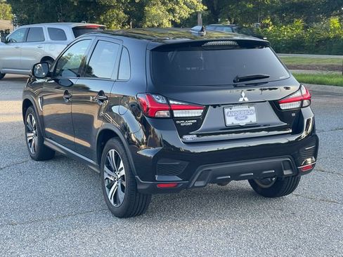Used 2024 Mitsubishi Outlander Sport SE AWD/4WD image 7
