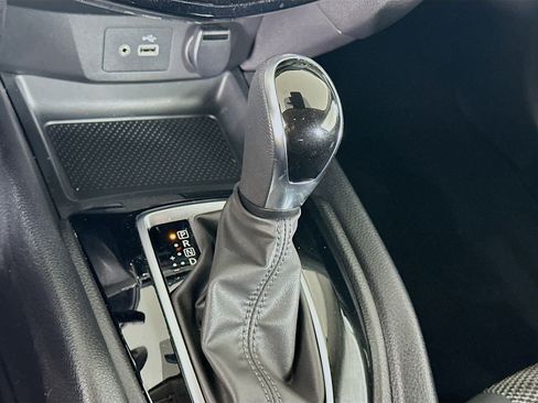 Used 2022 Nissan Rogue Sport SV image 24