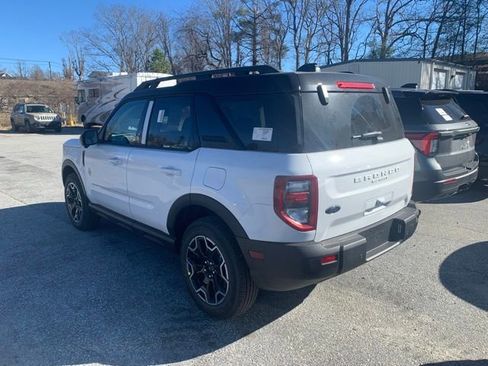 New 2025 Ford Bronco Sport Outer Banks w/ Outer Banks Tech Package+ image 19