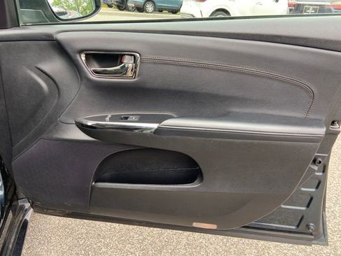 Used 2016 Toyota Avalon XLE Premium FWD image 29