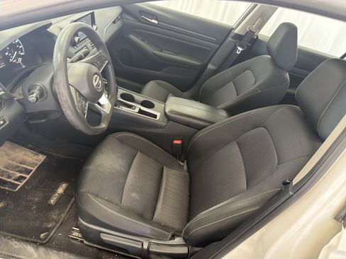 Used 2022 Nissan Altima 2.5 S image 13