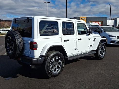 New 2026 Jeep Wrangler Sahara image 10