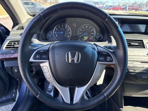 Used 2012 Honda Crosstour EX-L image 18